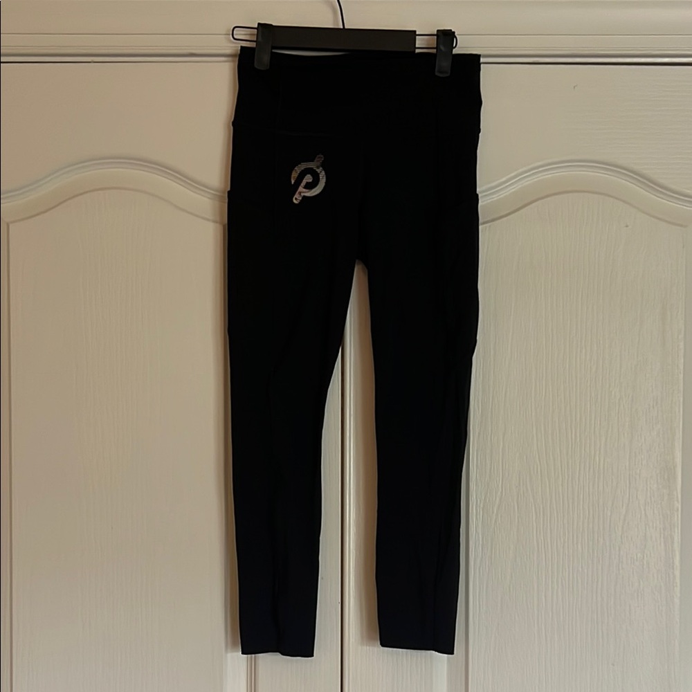 Black Peloton Lululemon Leggings